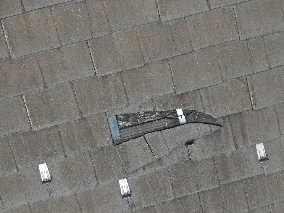 施工前にドローン撮影した屋根の画像
