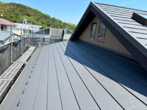 スーパーガルテクトカバー工法完了