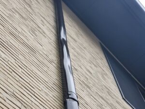 変形したスリムダクトの画像